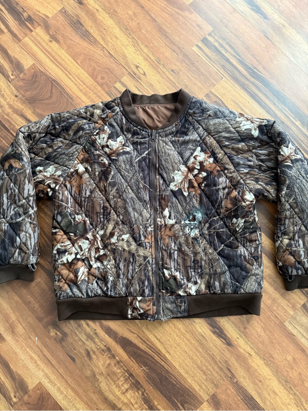 Mossy Oak Men's Camo Quilted Bomber Jacket - Brown Realtree Style